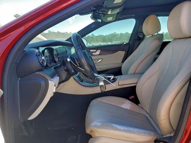 2017 MERCEDES-BENZ E 300  