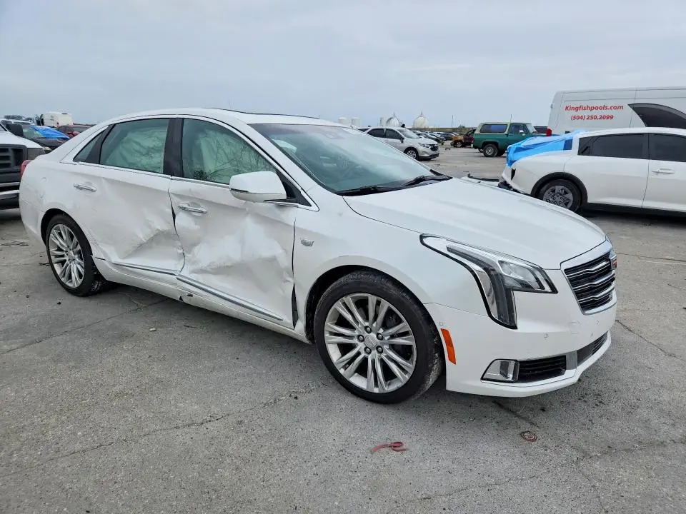 2018 CADILLAC XTS LUXURY  
