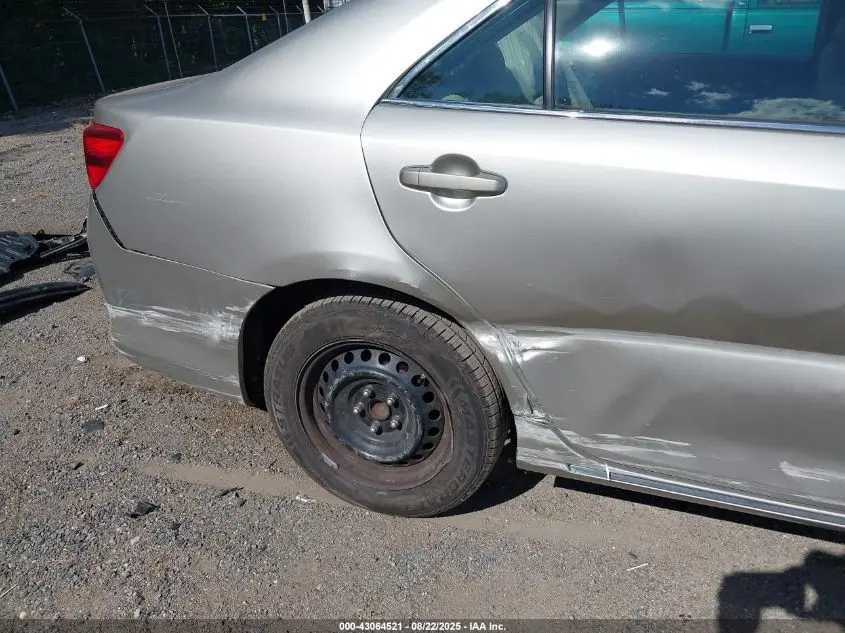 2014 TOYOTA CAMRY LE