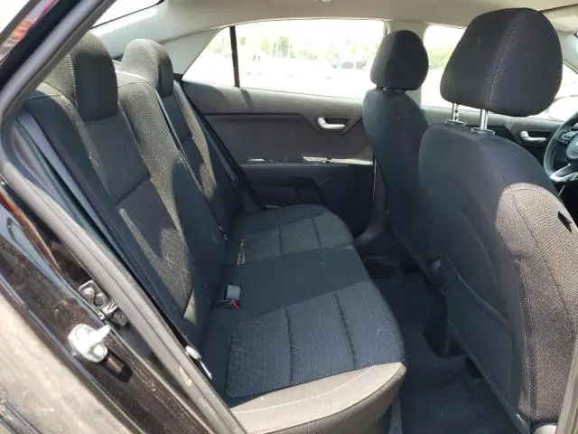 2021 KIA RIO LX  
