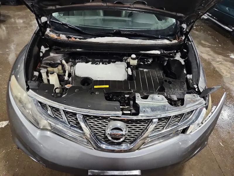 2013 NISSAN MURANO S  