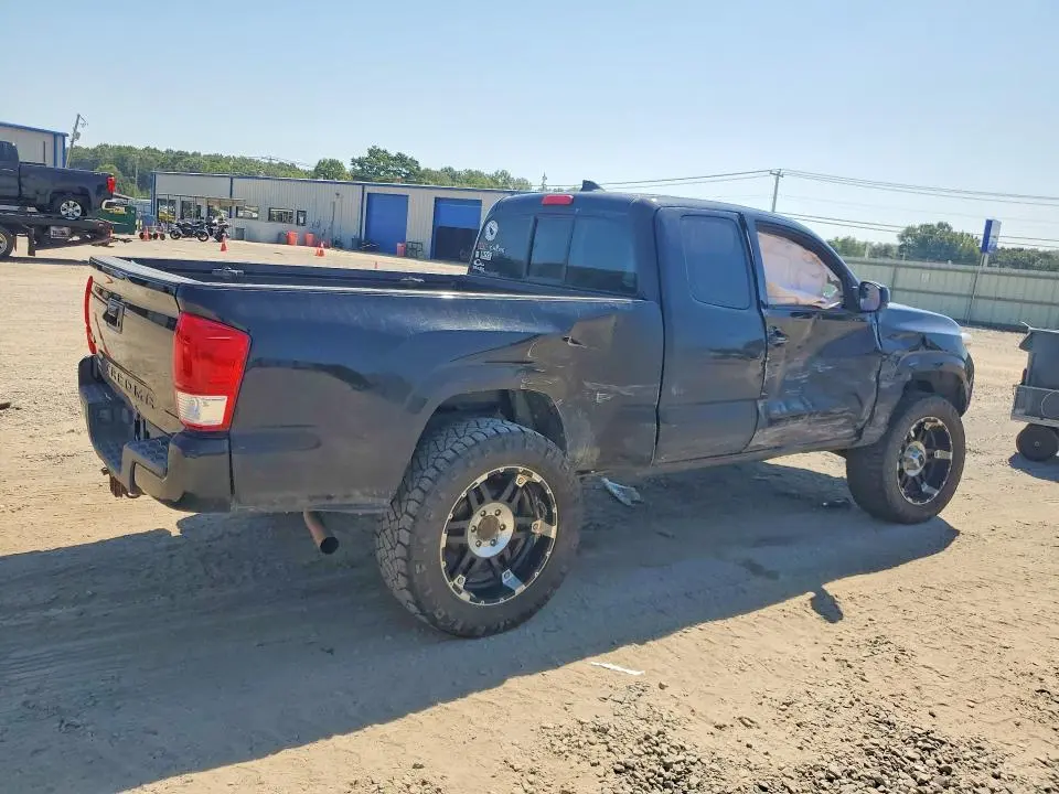 2017 TOYOTA TACOMA SR  