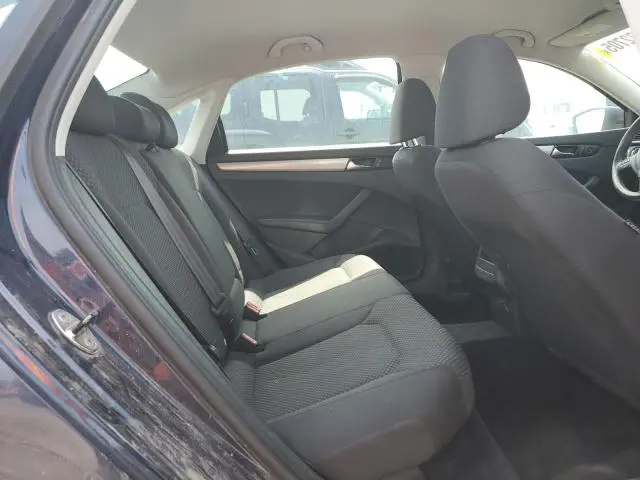 2013 VOLKSWAGEN PASSAT S  
