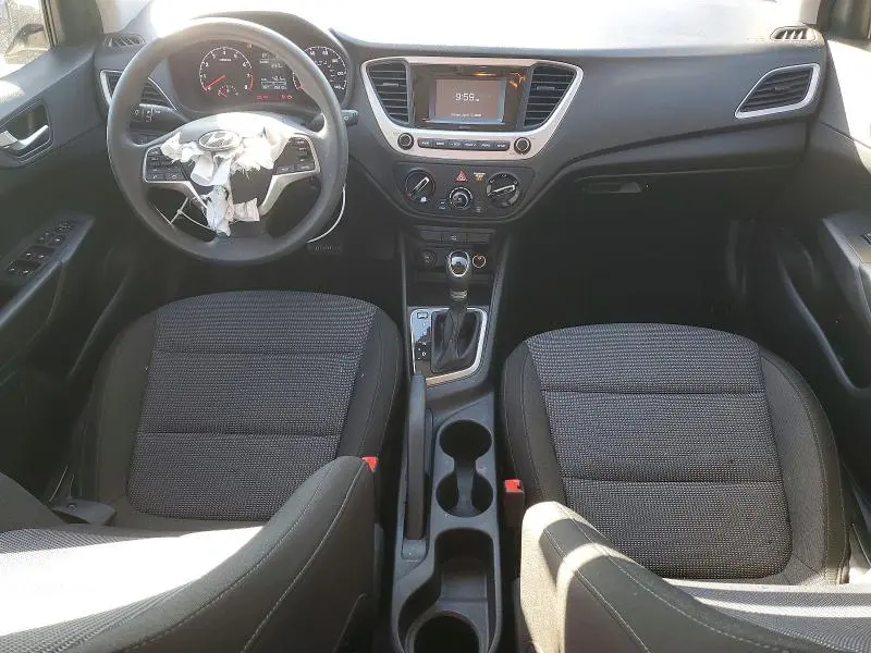 2021 HYUNDAI ACCENT SE  