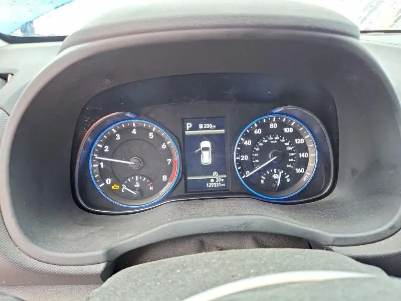 2022 HYUNDAI KONA SE  