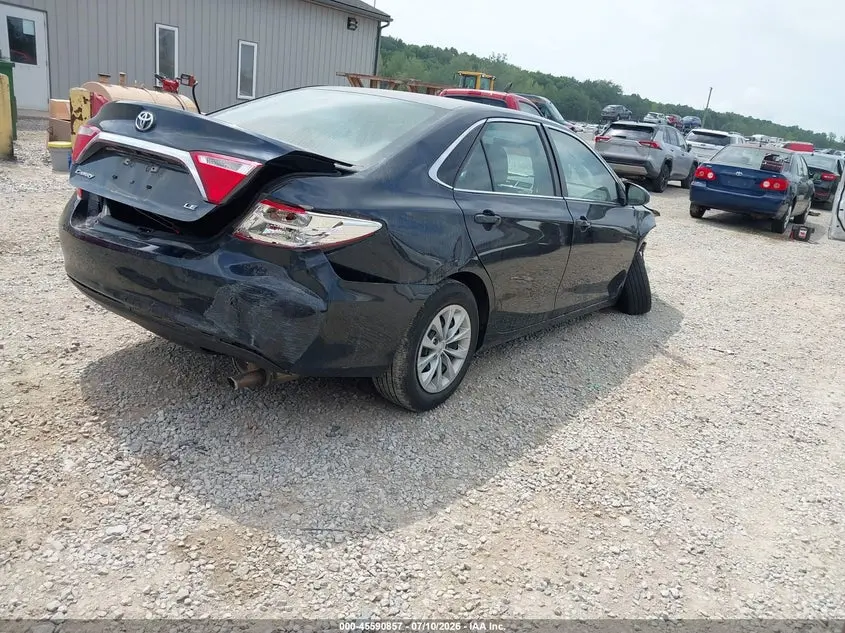 2017 TOYOTA CAMRY LE