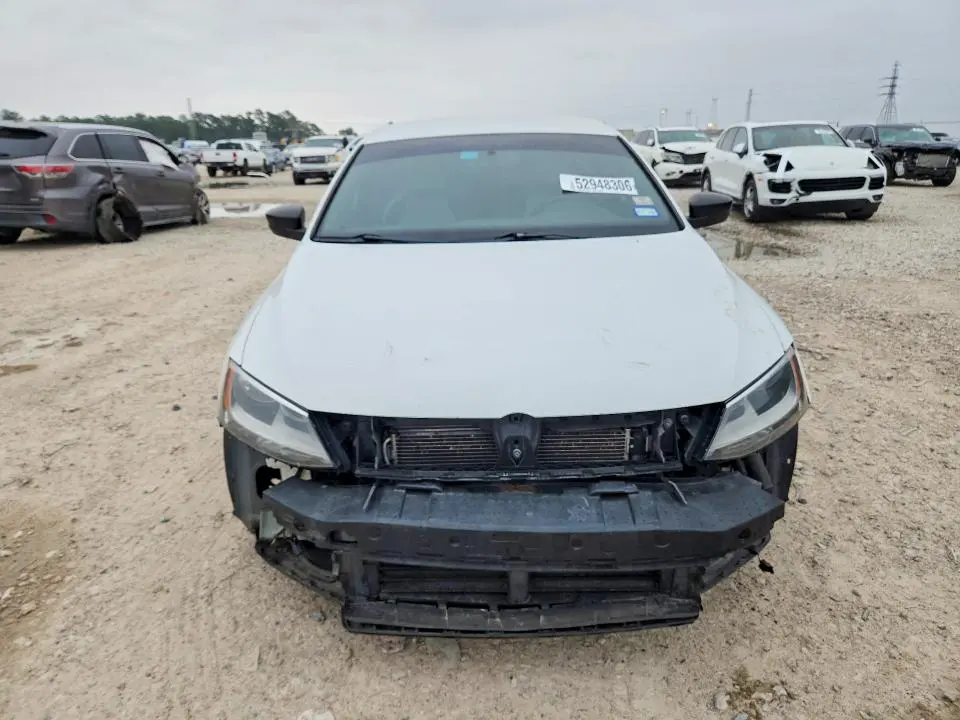 2015 VOLKSWAGEN JETTA SE  