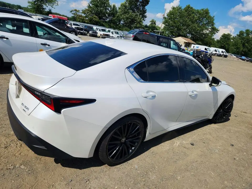 2023 LEXUS IS 300  