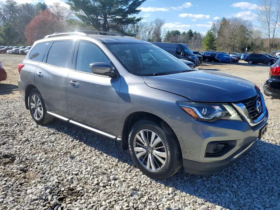 2017 NISSAN PATHFINDER S  