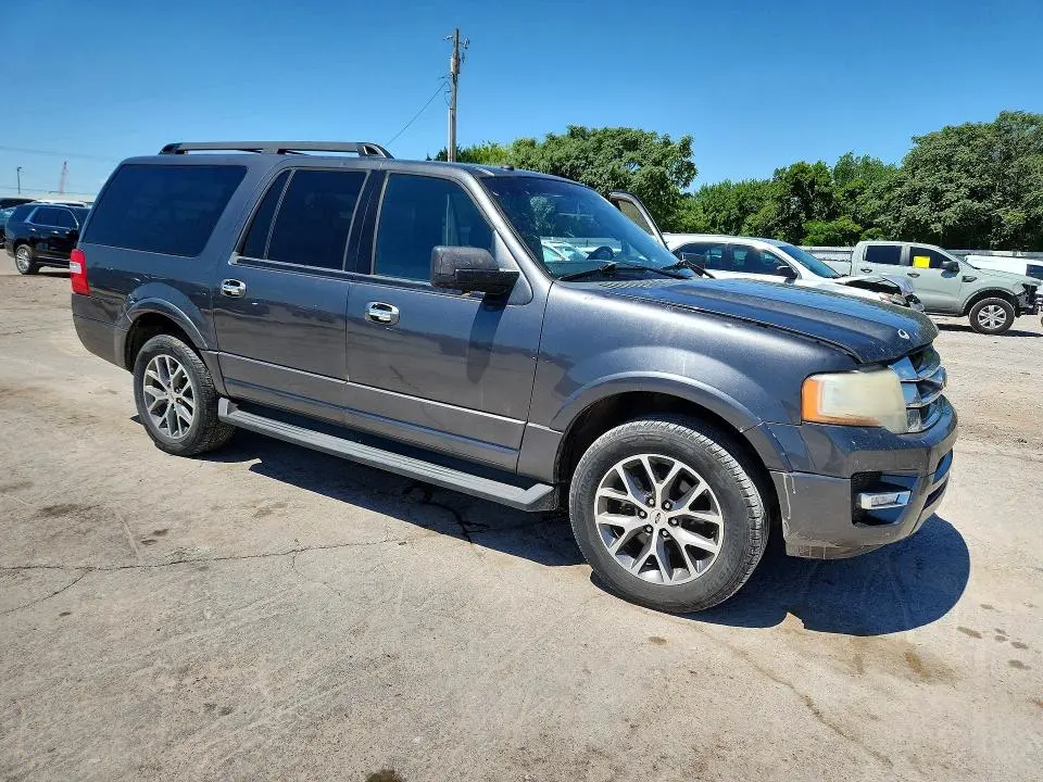 2017 FORD EXPEDITION EL XLT  