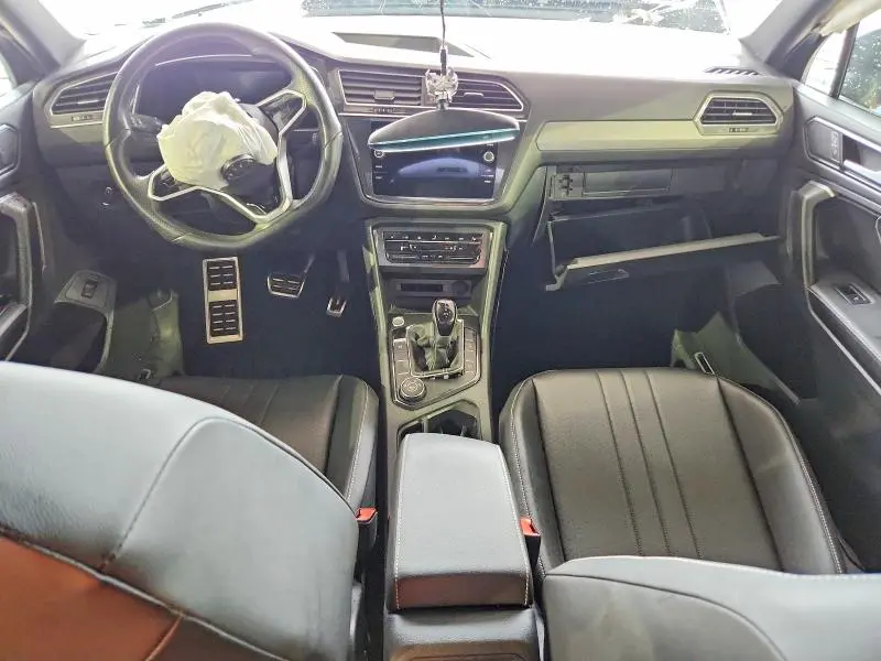 2022 VOLKSWAGEN TIGUAN SE R-LINE BLACK  