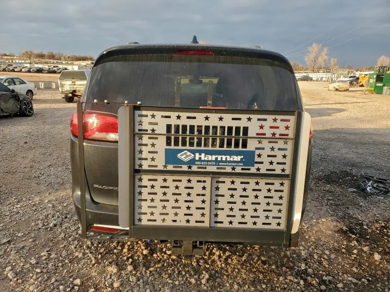 2020 CHRYSLER PACIFICA TOURING L  