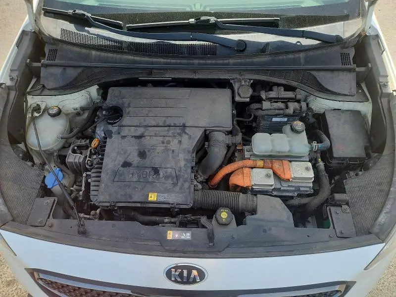 2018 KIA NIRO LX  