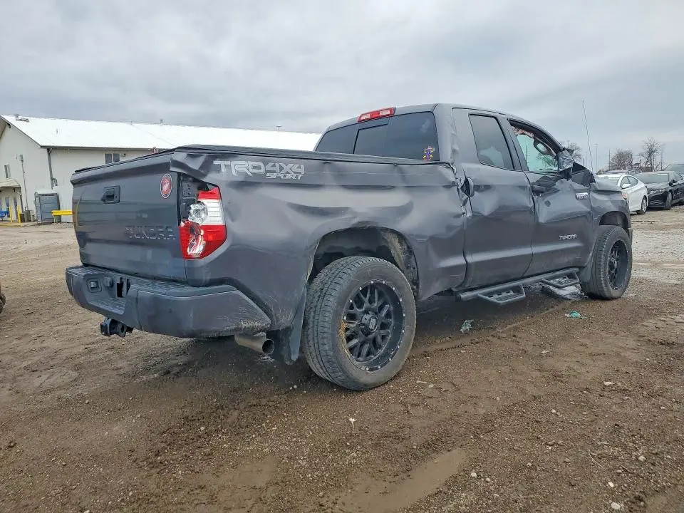 2018 TOYOTA TUNDRA SR5  