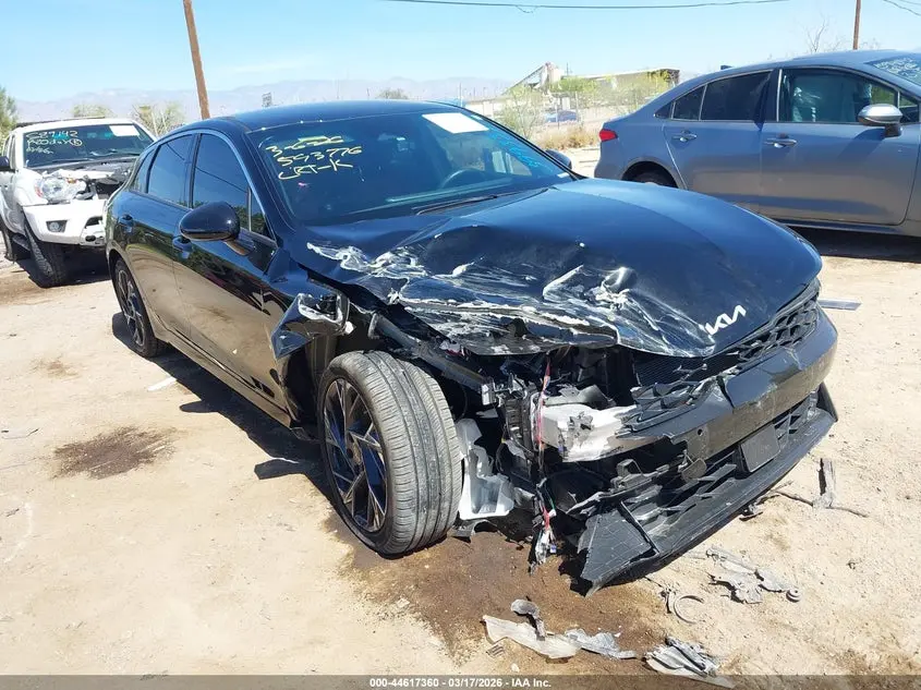 2026 KIA K5 GT-LINE FWD