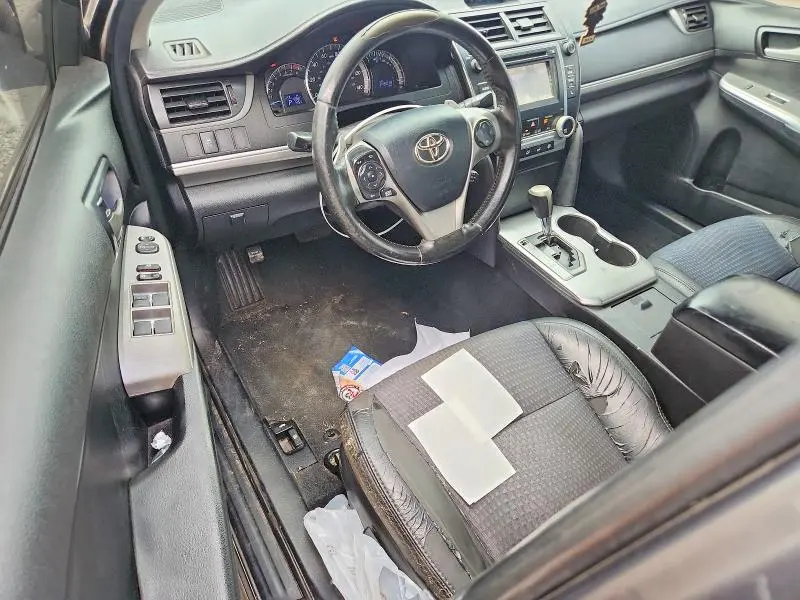 2014 TOYOTA CAMRY SE  