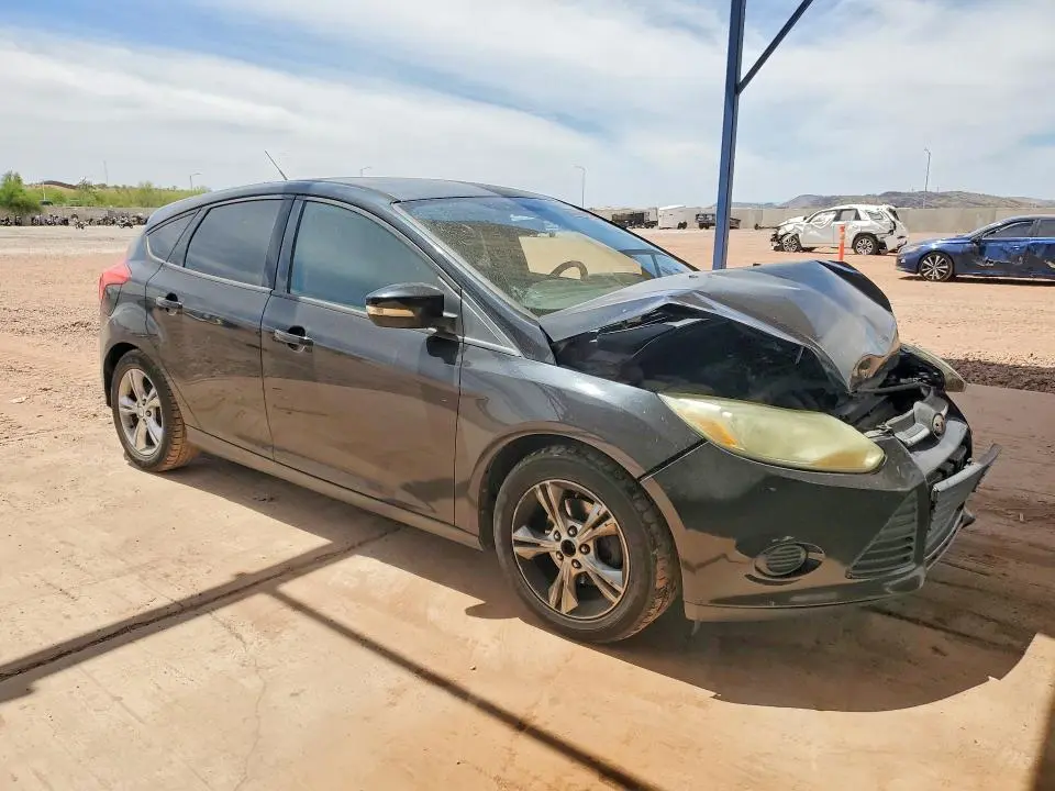 2013 FORD FOCUS SE  