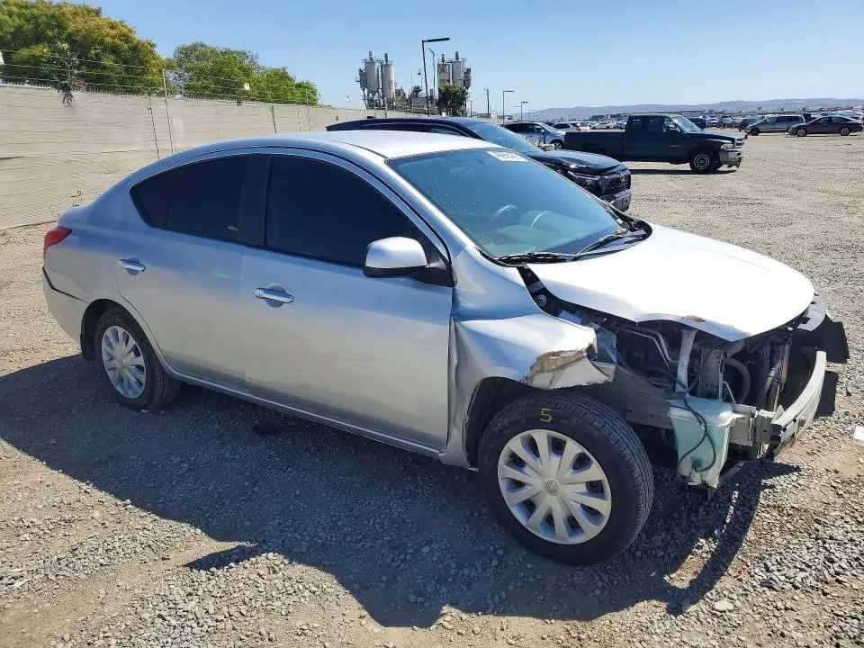 2013 NISSAN VERSA 1.6 S  