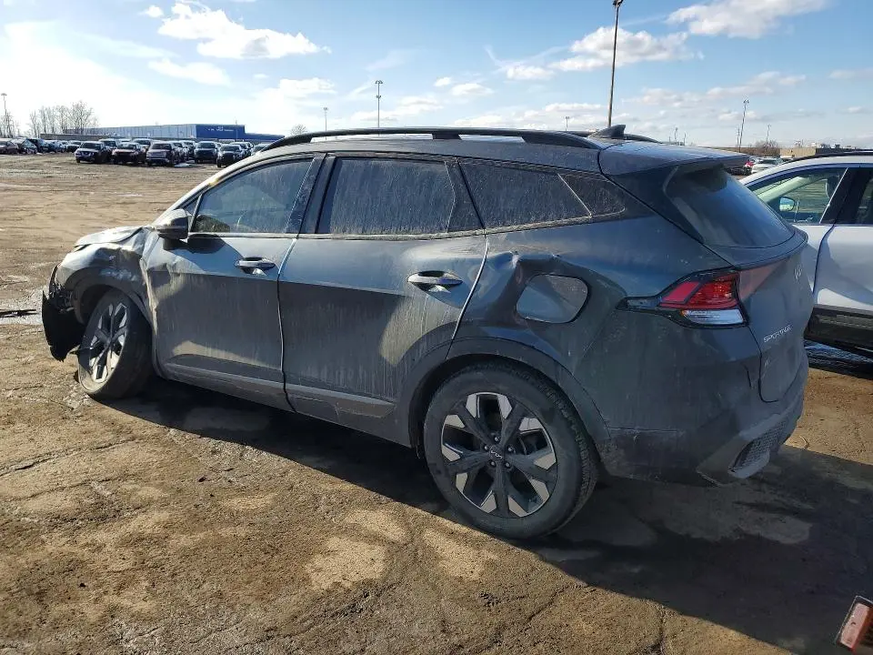 2023 KIA SPORTAGE X-LINE  