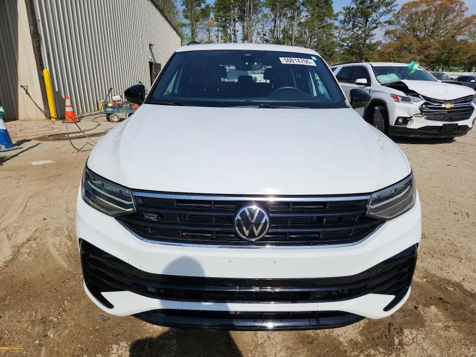 2022 VOLKSWAGEN TIGUAN SE R-LINE BLACK  