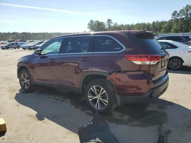 2019 TOYOTA HIGHLANDER LE  