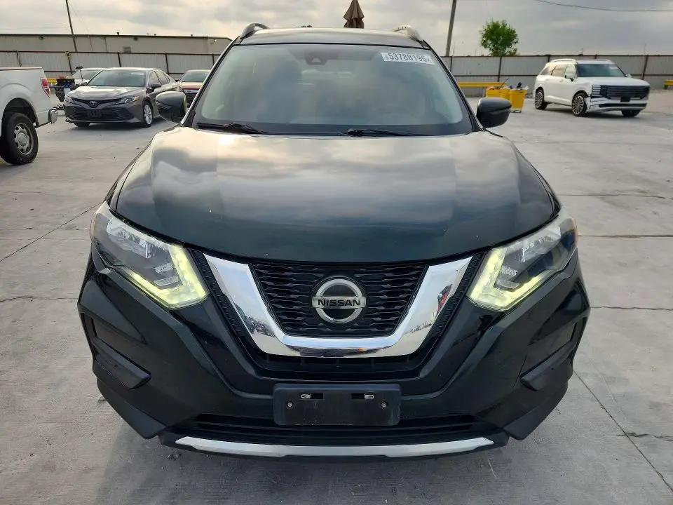 2019 NISSAN ROGUE SV  