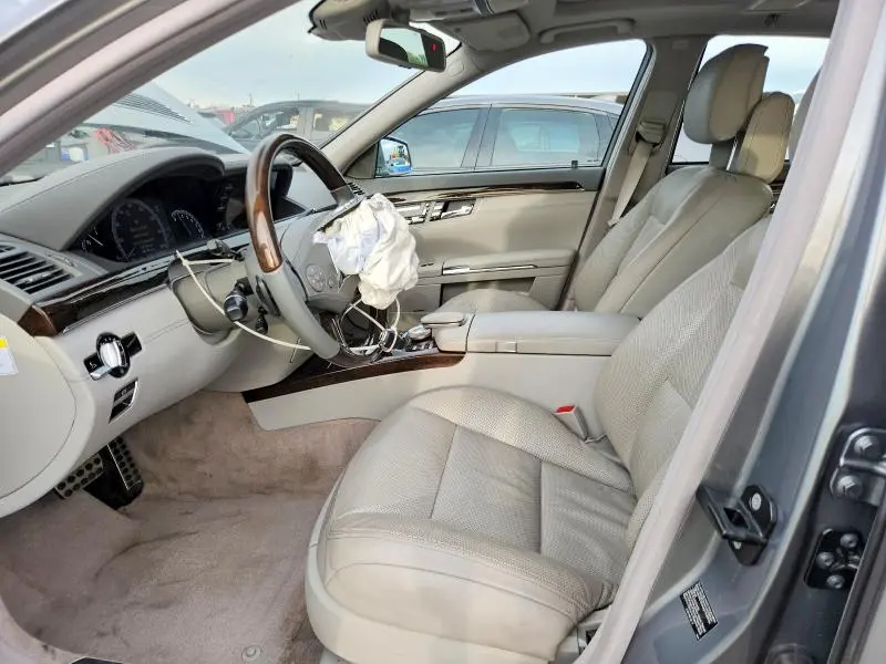 2013 MERCEDES-BENZ S 400  