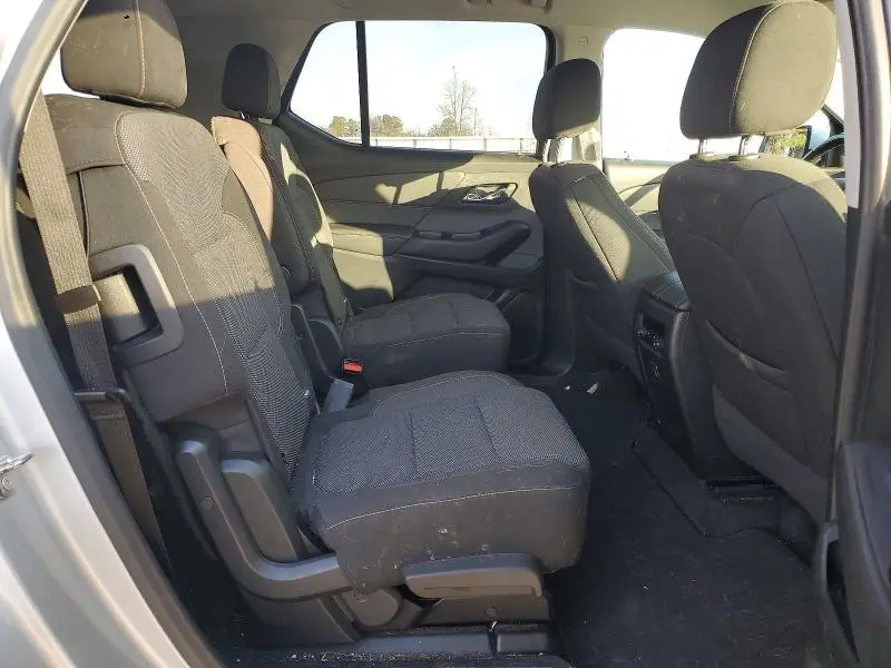 2020 CHEVROLET TRAVERSE LT  