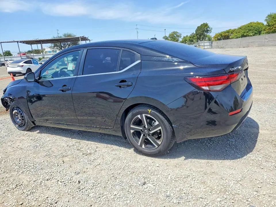 2025 NISSAN SENTRA SV  