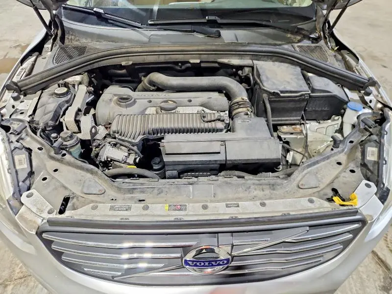 2015 VOLVO XC60 T5 PREMIER  
