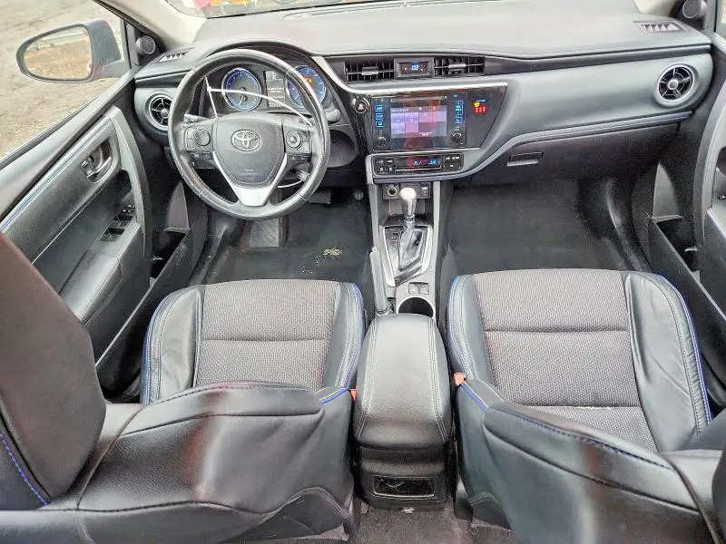 2018 TOYOTA COROLLA SE  