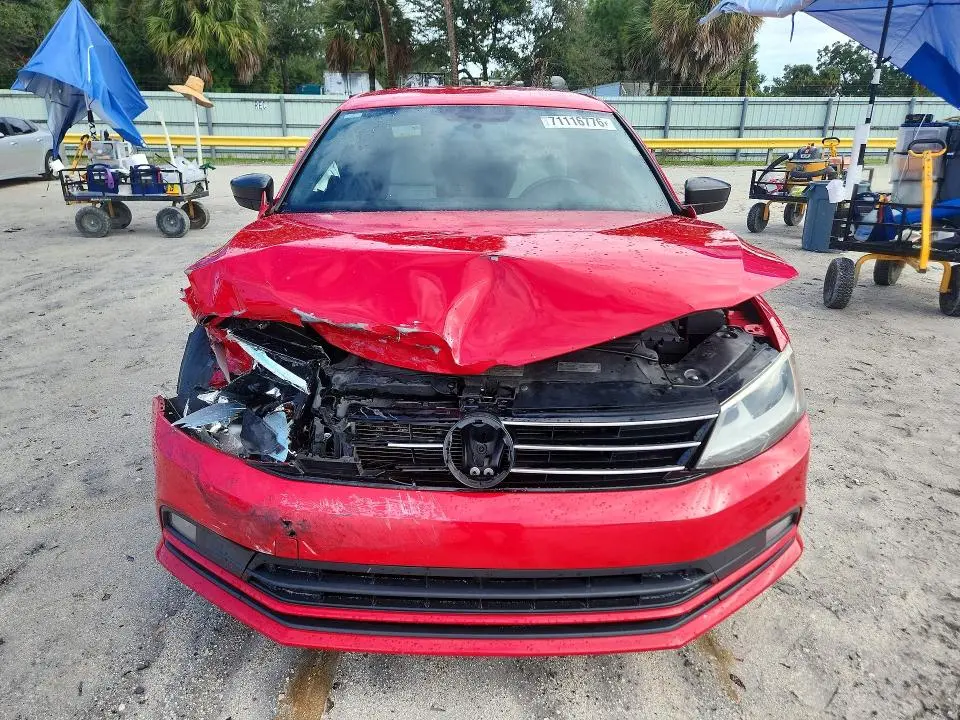 2016 VOLKSWAGEN JETTA SPORT  
