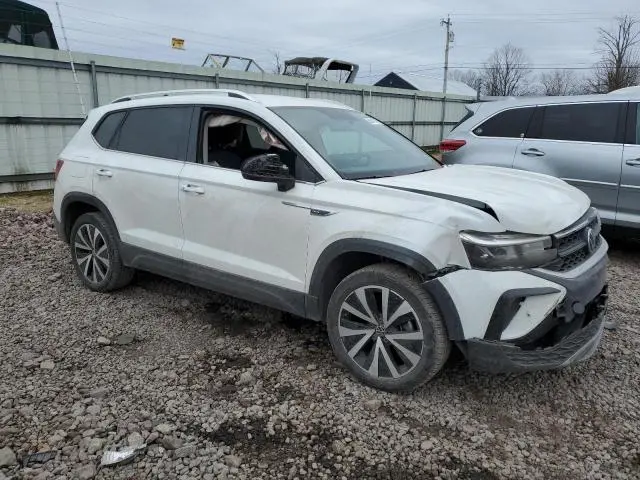 2022 VOLKSWAGEN TAOS SE  