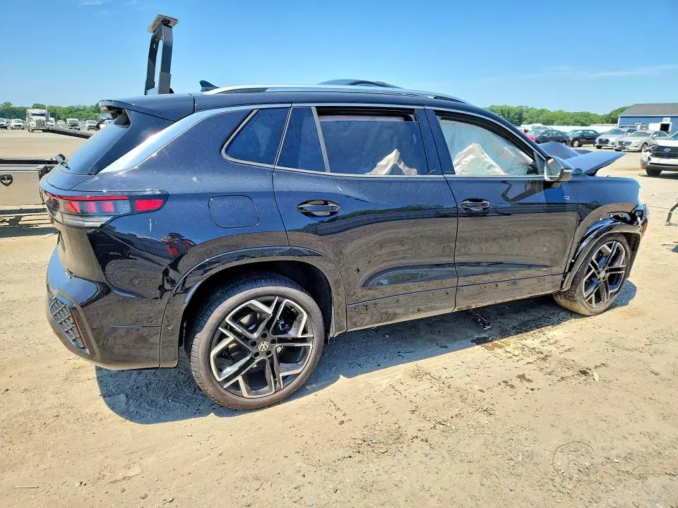 2026 VOLKSWAGEN TIGUAN SEL R-LINE TURBO  