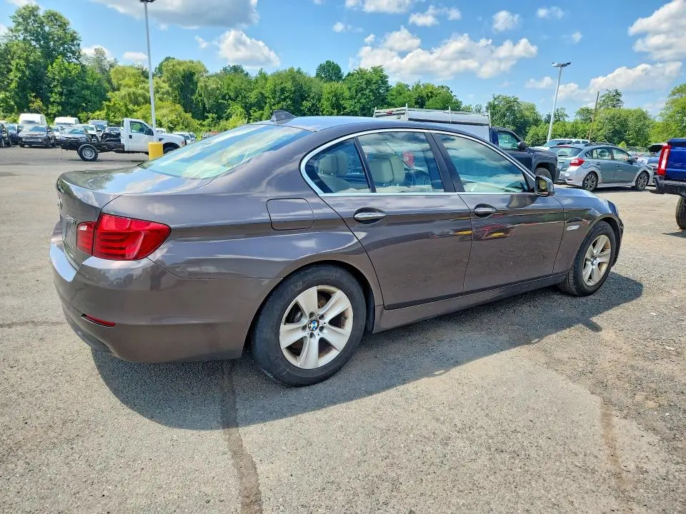 2013 BMW 528 XI  
