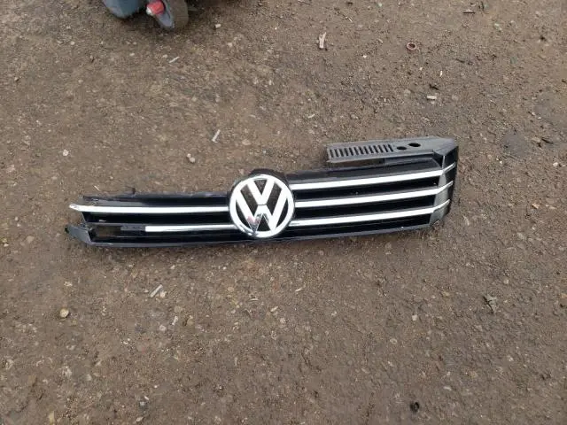 2014 VOLKSWAGEN PASSAT S  