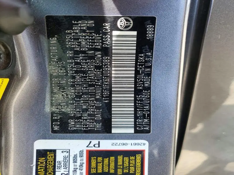 2015 TOYOTA CAMRY SE  