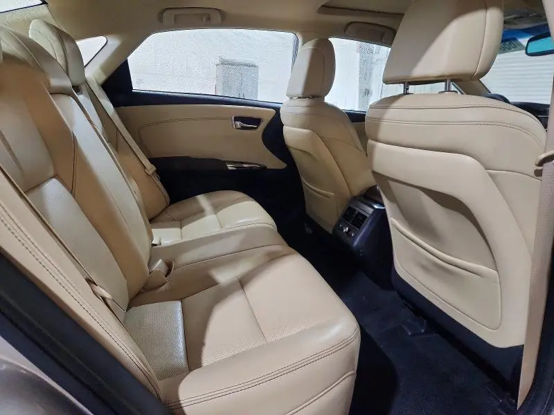 2016 TOYOTA AVALON LIMITED  