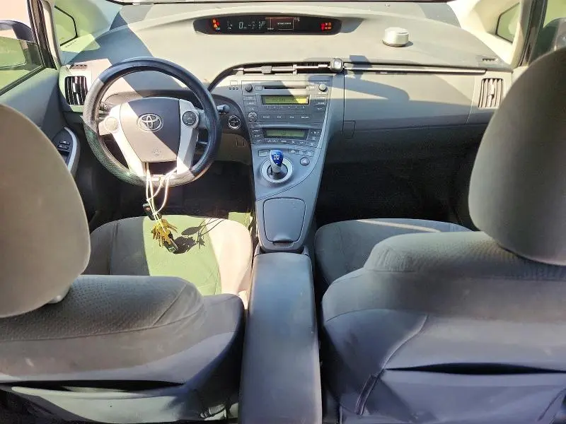 2010 TOYOTA PRIUS II  