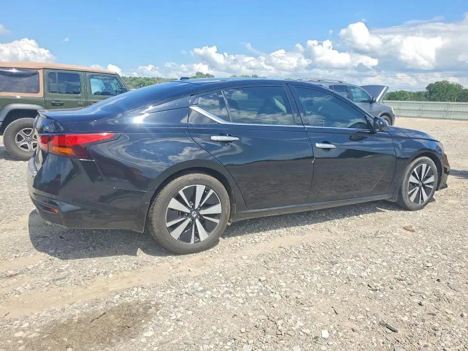 2021 NISSAN ALTIMA   
