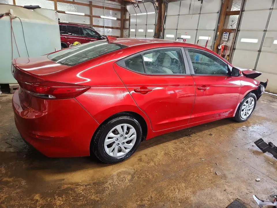 2017 HYUNDAI ELANTRA SE  