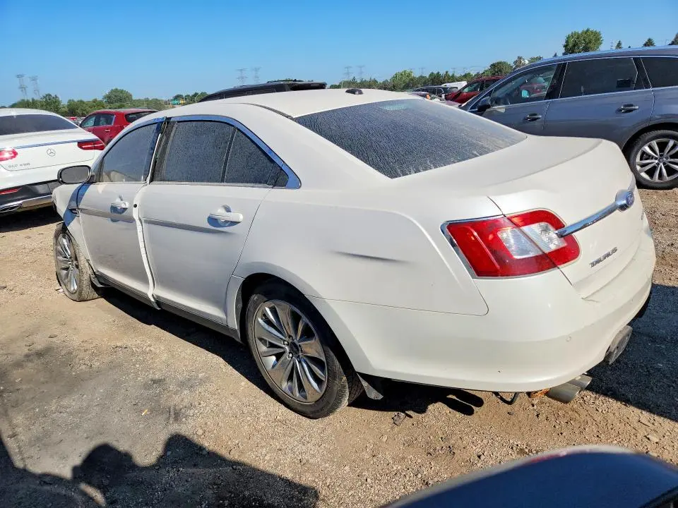 2011 FORD TAURUS LIMITED  