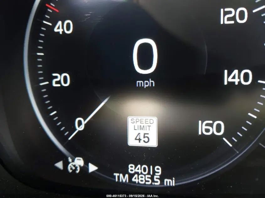 2022 VOLVO XC90 T5 MOMENTUM 7 PASSENGER