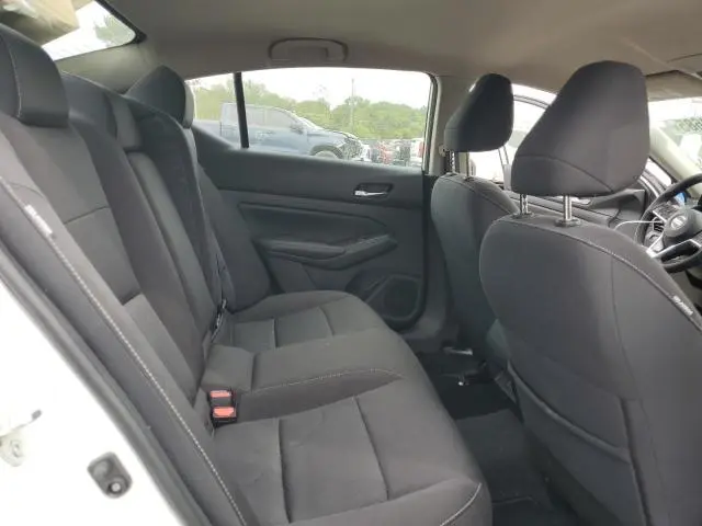 2022 NISSAN ALTIMA SV  