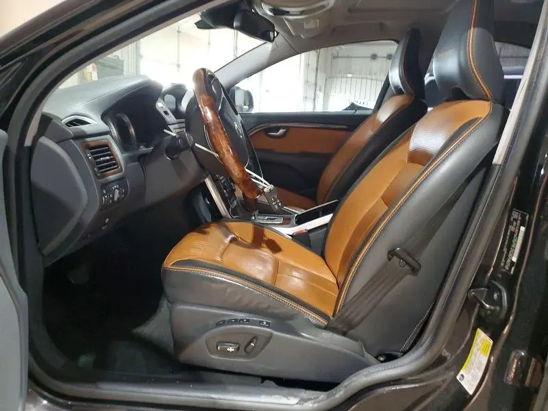 2012 VOLVO S80 T6  