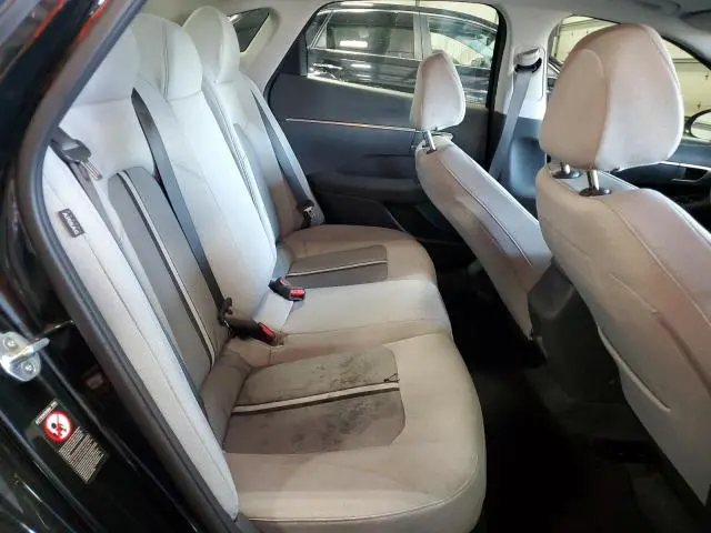 2022 HYUNDAI SONATA SE  