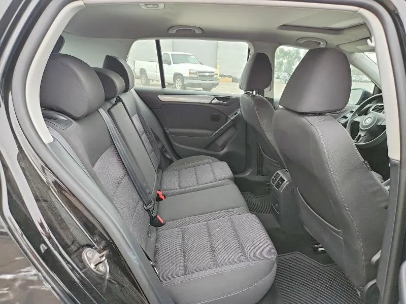 2012 VOLKSWAGEN GOLF   