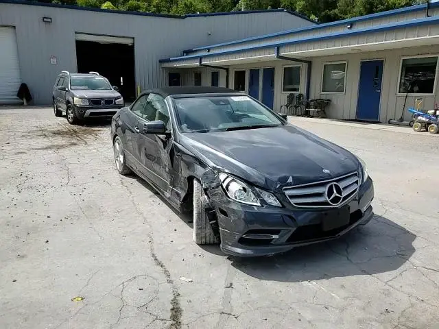 2013 MERCEDES-BENZ E 550  