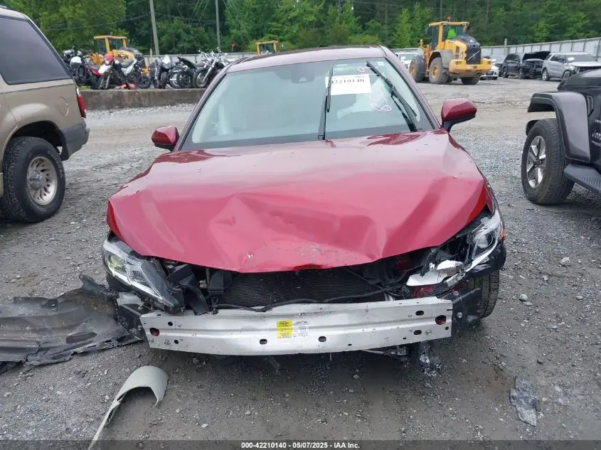 2019 TOYOTA CAMRY LE