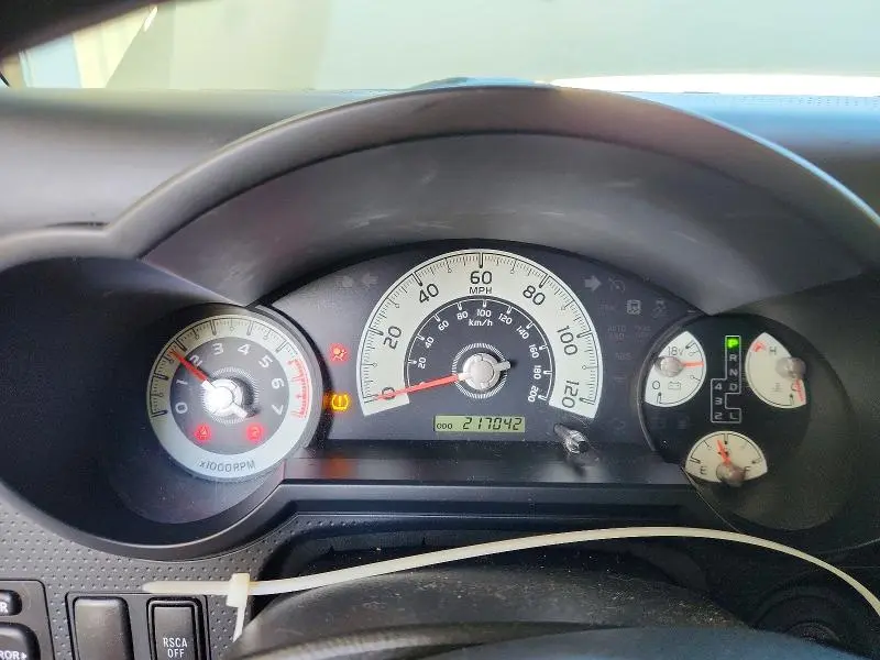 2011 TOYOTA FJ CRUISER BASE  